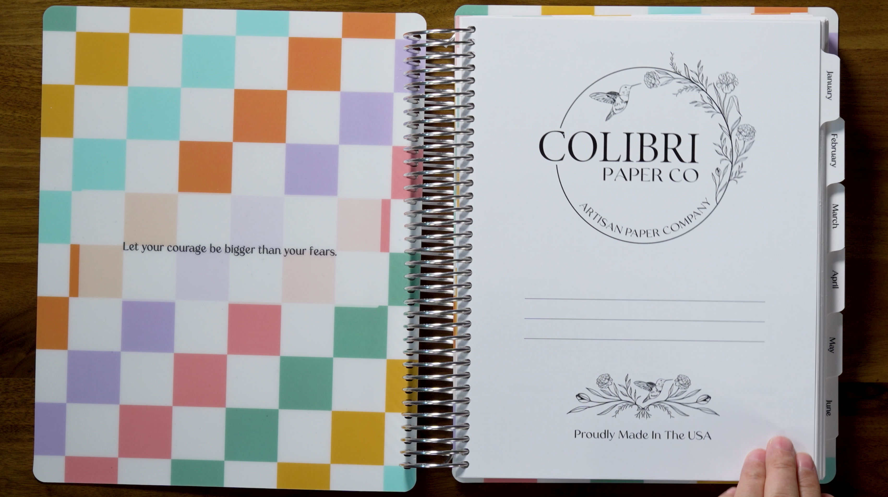 Load video: A walkthrough of the Works Daily Planner by Colibri Paper Co